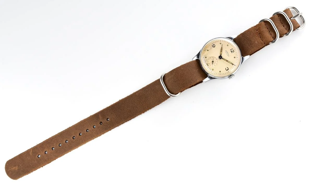 Vintage Soviet mechanical Pobeda wrist watch, 3rd quarter 1955