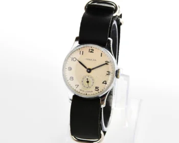 Vintage Soviet mechanical Pobeda wrist watch, 2nd quarter of 1953