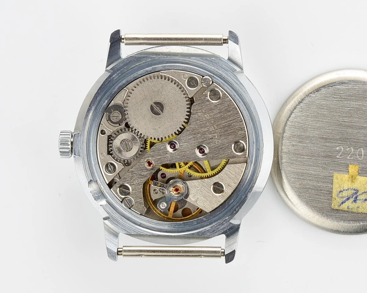 TIME CAPSULE: Vintage Soviet Raketa wristwatch, New Old Stock (NOS)!