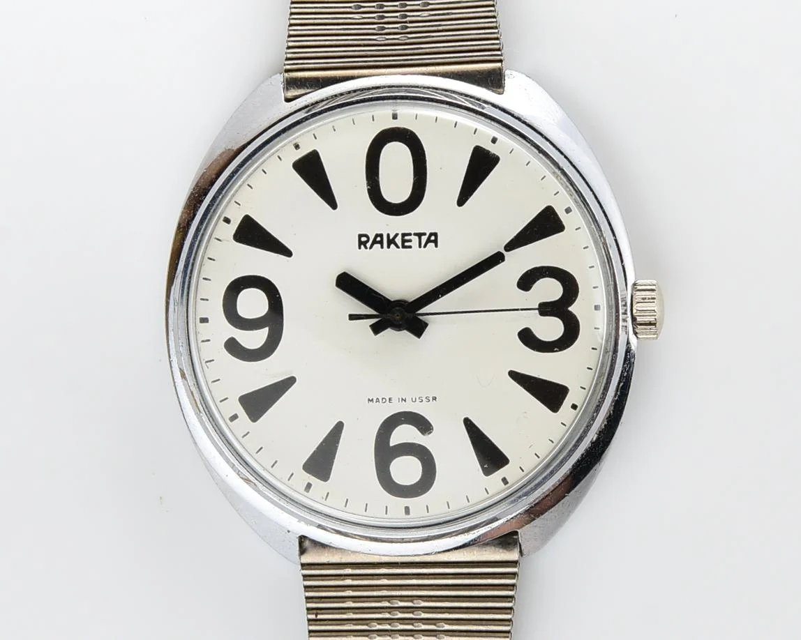 Soviet mechanical Raketa watch "big zero" with Raketa stainless steel bracelet