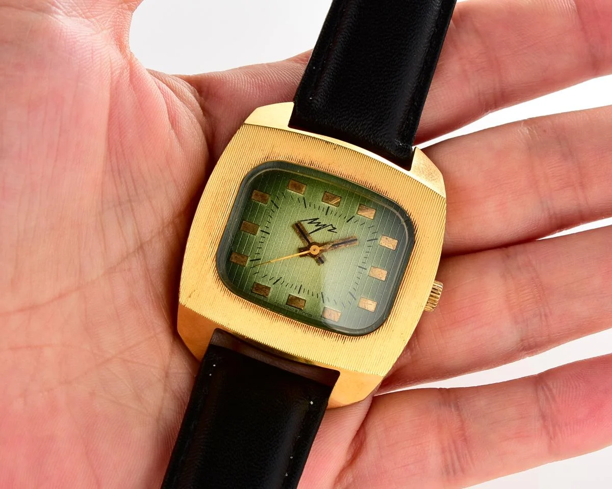 Massive Soviet gold-plated vintage Luch wrist watch