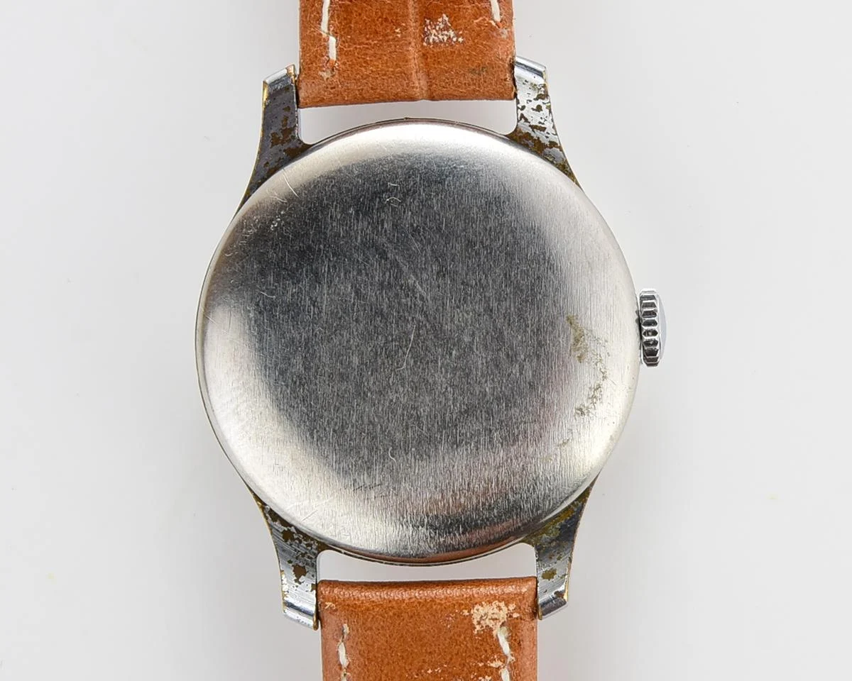 Vintage Pobeda watch with central seconds hand - 4th quarter of 1954!