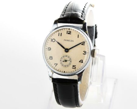 Excellent condition vintage soviet POBEDA mechanical watch, 3rd quarter of 1954
