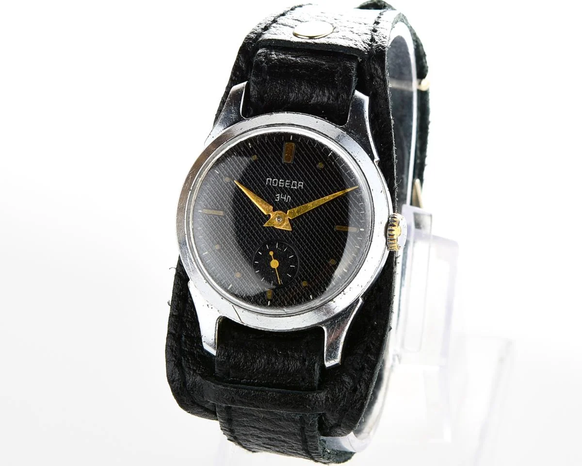 Vintage Soviet mechanical Pobeda wrist watch