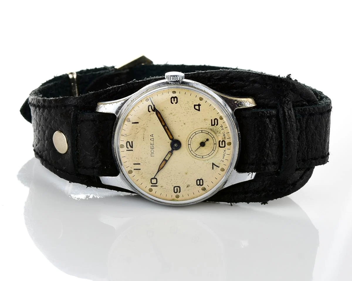 Vintage Soviet mechanical Pobeda wrist watch, 3rd quarter 1956