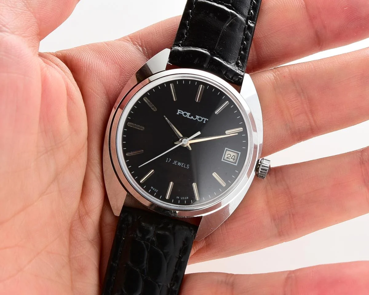 TIME CAPSULE: Soviet Poljot mechanical wristwatch – New Old Stock (NOS)!