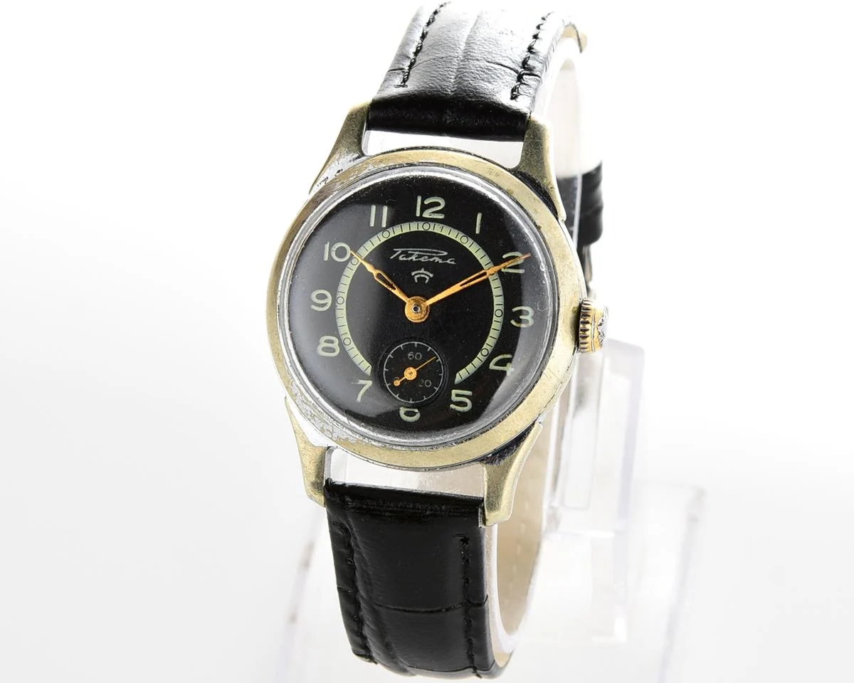 Vintage Soviet Raketa wrist watch