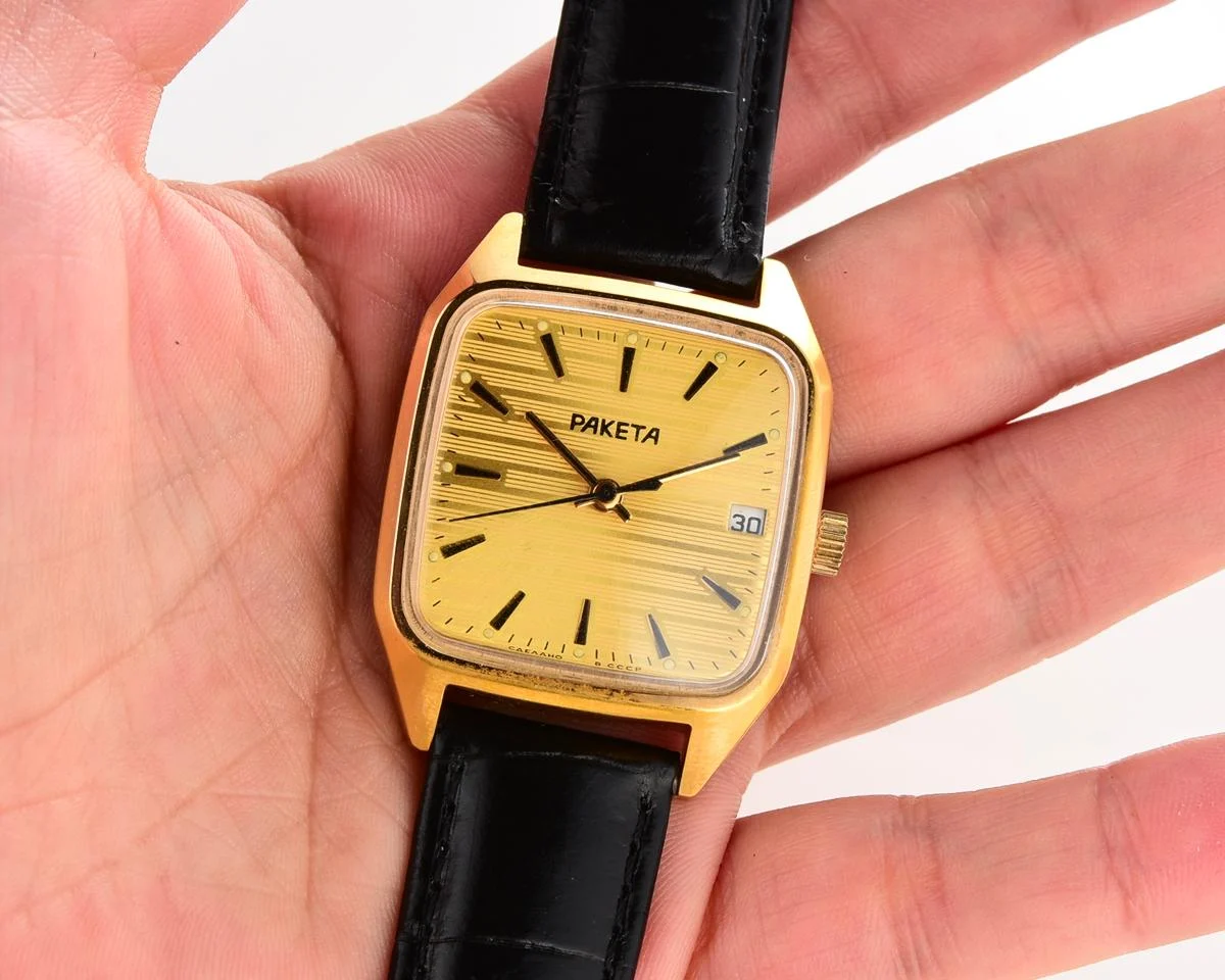 TIME CAPSULE: Vintage gold-plated Soviet Raketa watch, New Old Stock (NOS)!