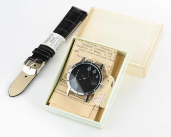 TIME CAPSULE: Soviet Slava with quartz movement – New Old Stock (NOS)!
