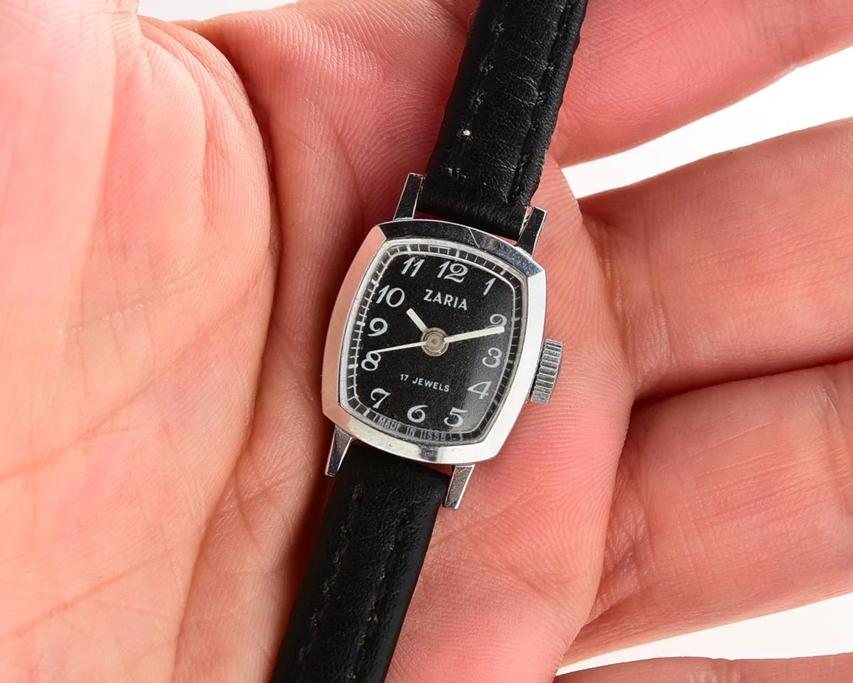 TIME CAPSULE: Zaria vintage wrist watch for ladies – New Old Stock (NOS)!