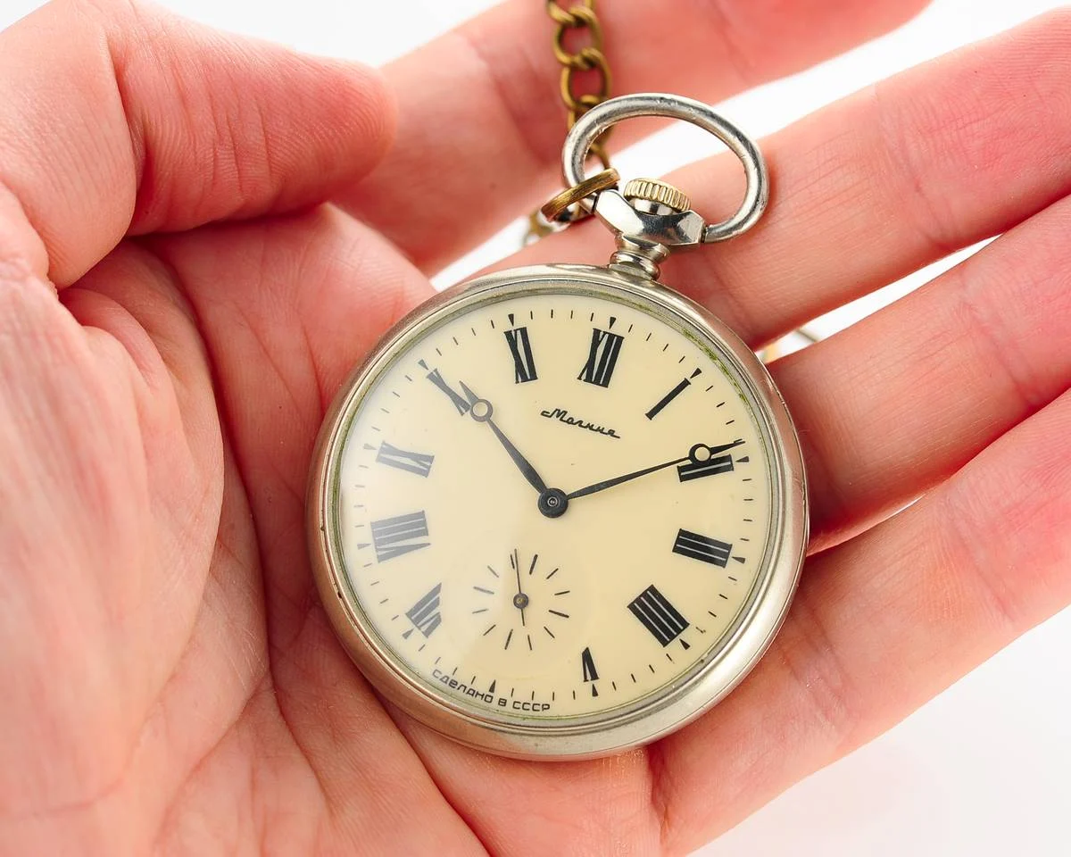 Excellent Soviet mechanical Molnija pocket watch - naval theme
