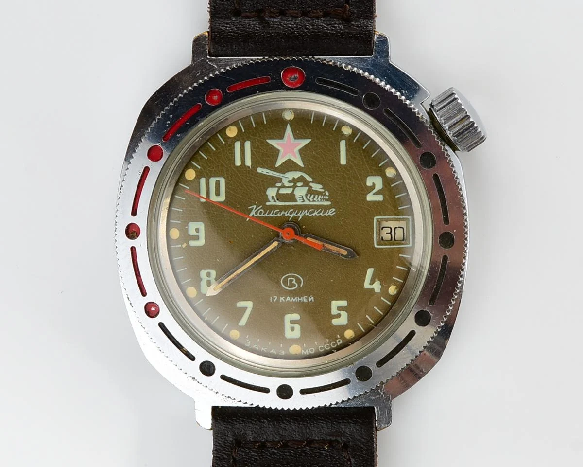 Vostok Komandirskie Tank mechanical watch limited series – “Zakaz MO CCCP”