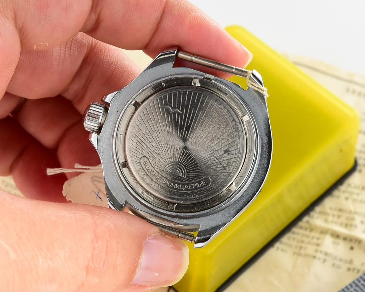 TIME CAPSULE: Komandirskie mechanical wristwatch with admiral Kuznetsov aircraft carrier – New Old Stock (NOS)!