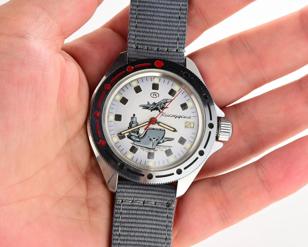 TIME CAPSULE: Komandirskie mechanical wristwatch with admiral Kuznetsov aircraft carrier – New Old Stock (NOS)!