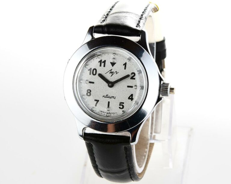 Soviet quartz LUCH with Braille dial (for visually impaired)