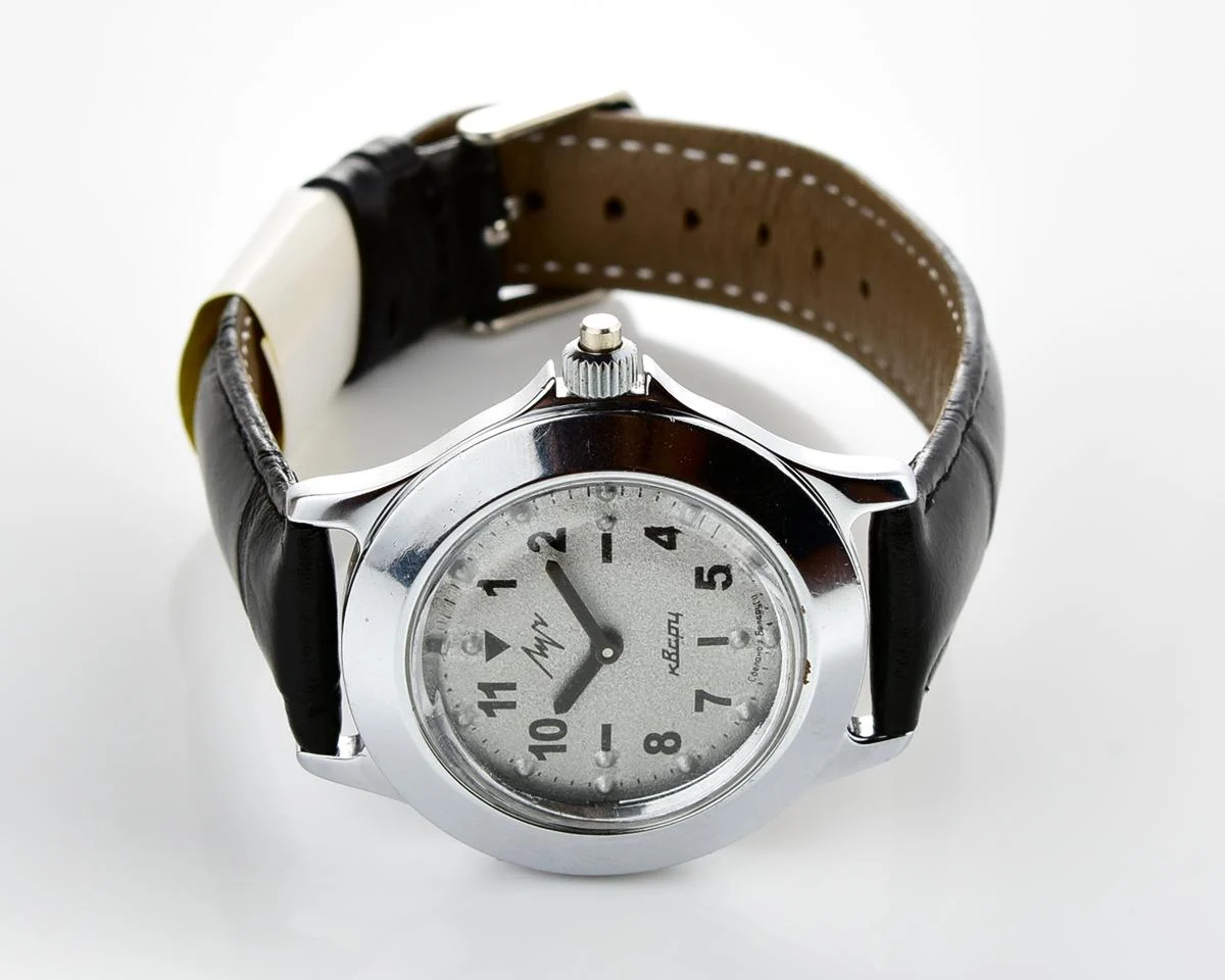 Soviet quartz Luch with Braille dial (for visually impaired)