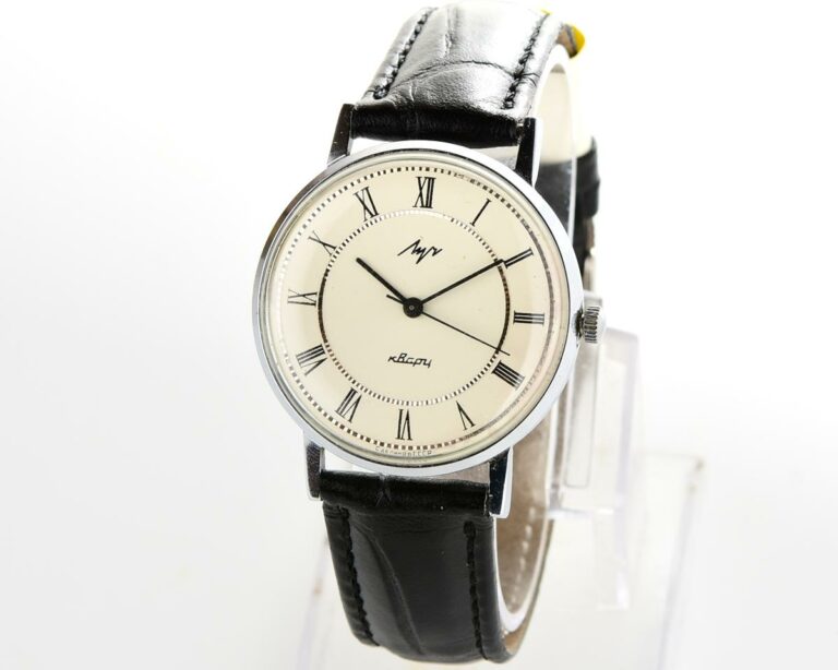 Vintage soviet LUCH automatic quartz watch