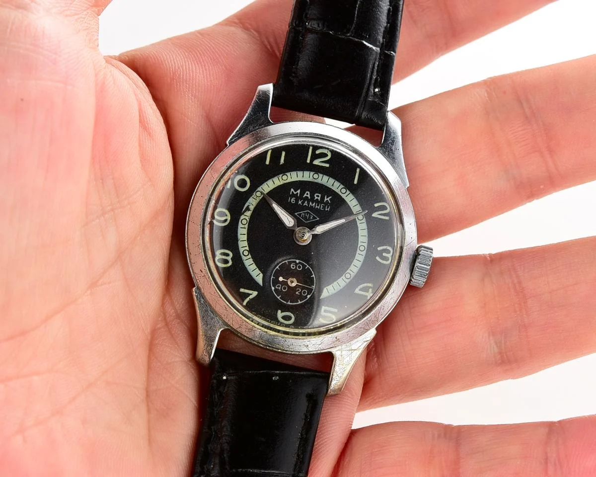 Vintage Soviet Mayak mechanical wristwatch