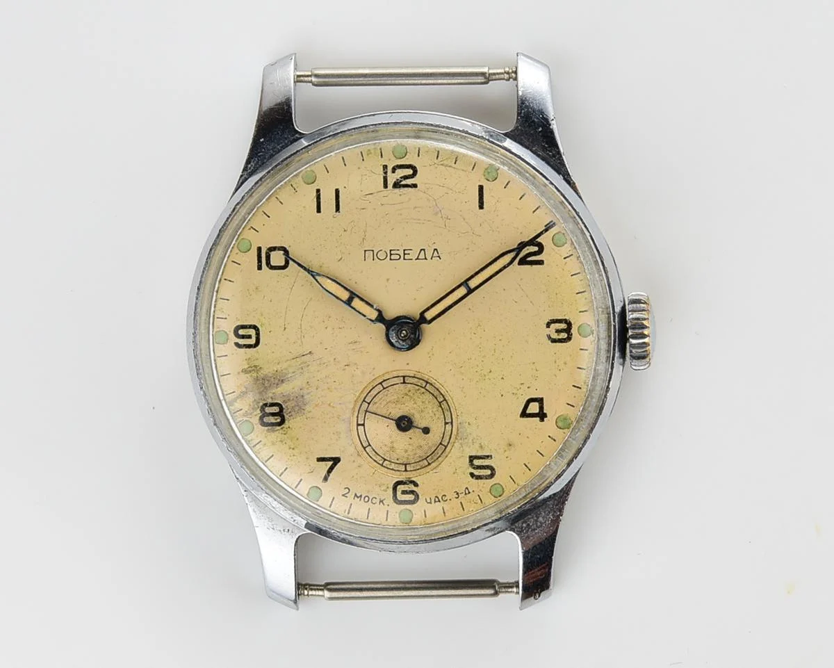 Vintage Soviet mechanical Pobeda wrist watch, 2MChZ from 3rd quarter of 1957