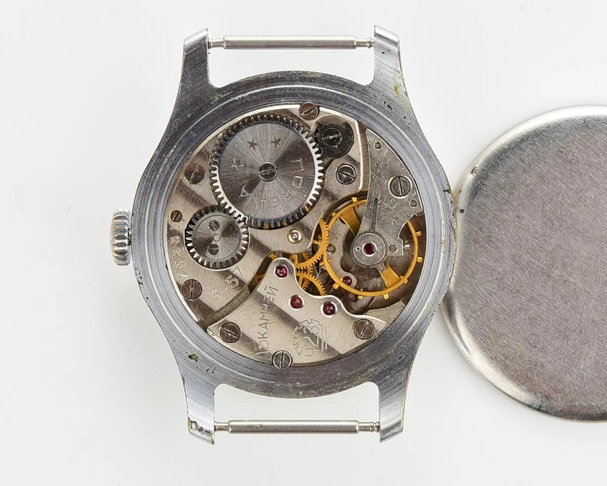Vintage Soviet mechanical Pobeda wrist watch, 2MChZ from 3rd quarter of 1957