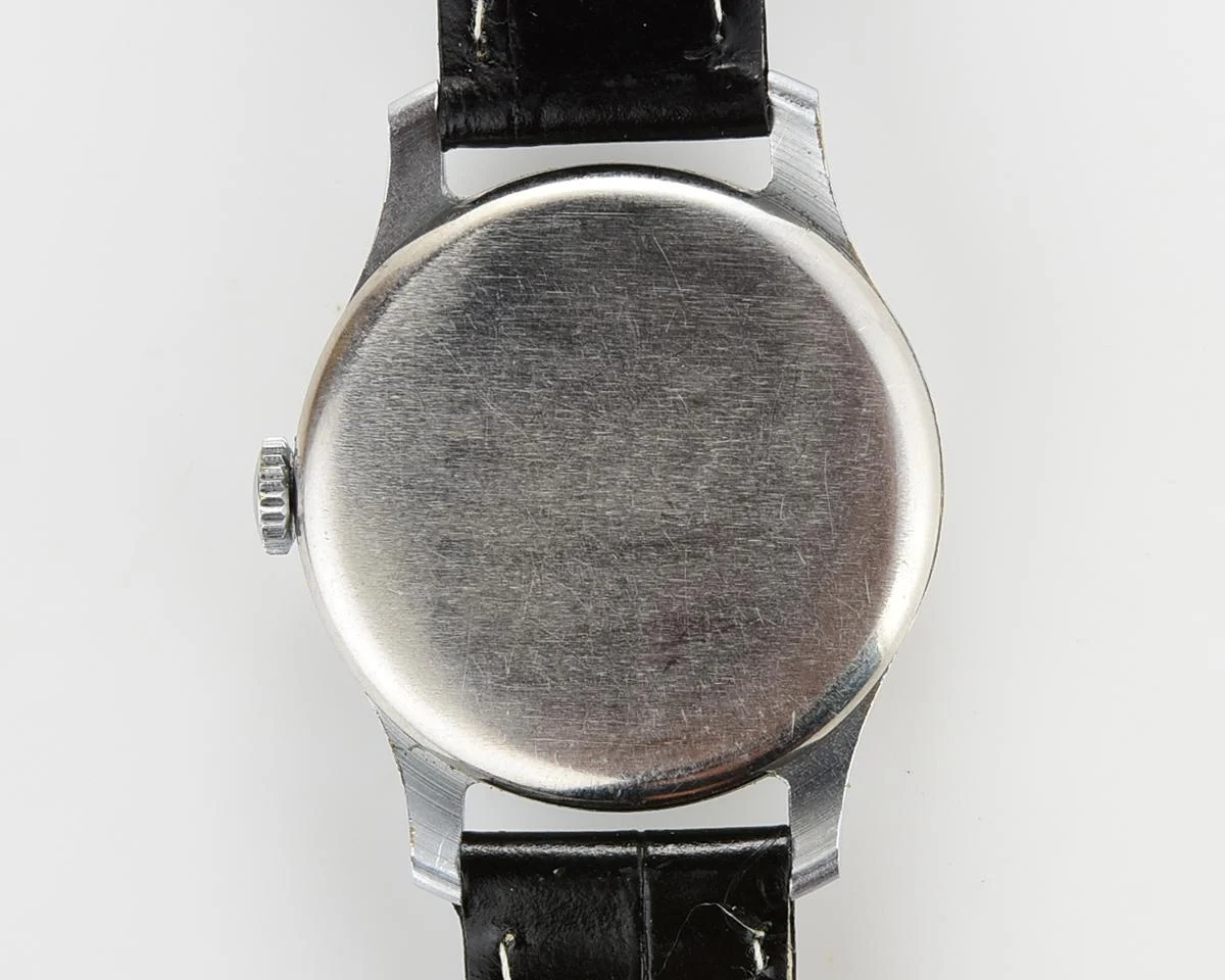 Exceptionally well preserved Soviet Pobeda from 1956 - still with original radioactive hands and dial!