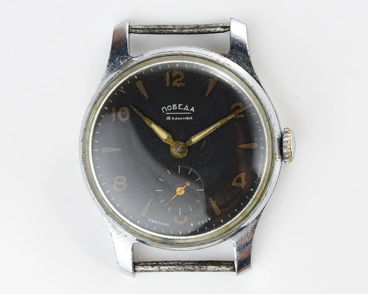 Vintage Soviet mechanical Pobeda wrist watch, 2MChZ from 3rd quarter of 1958