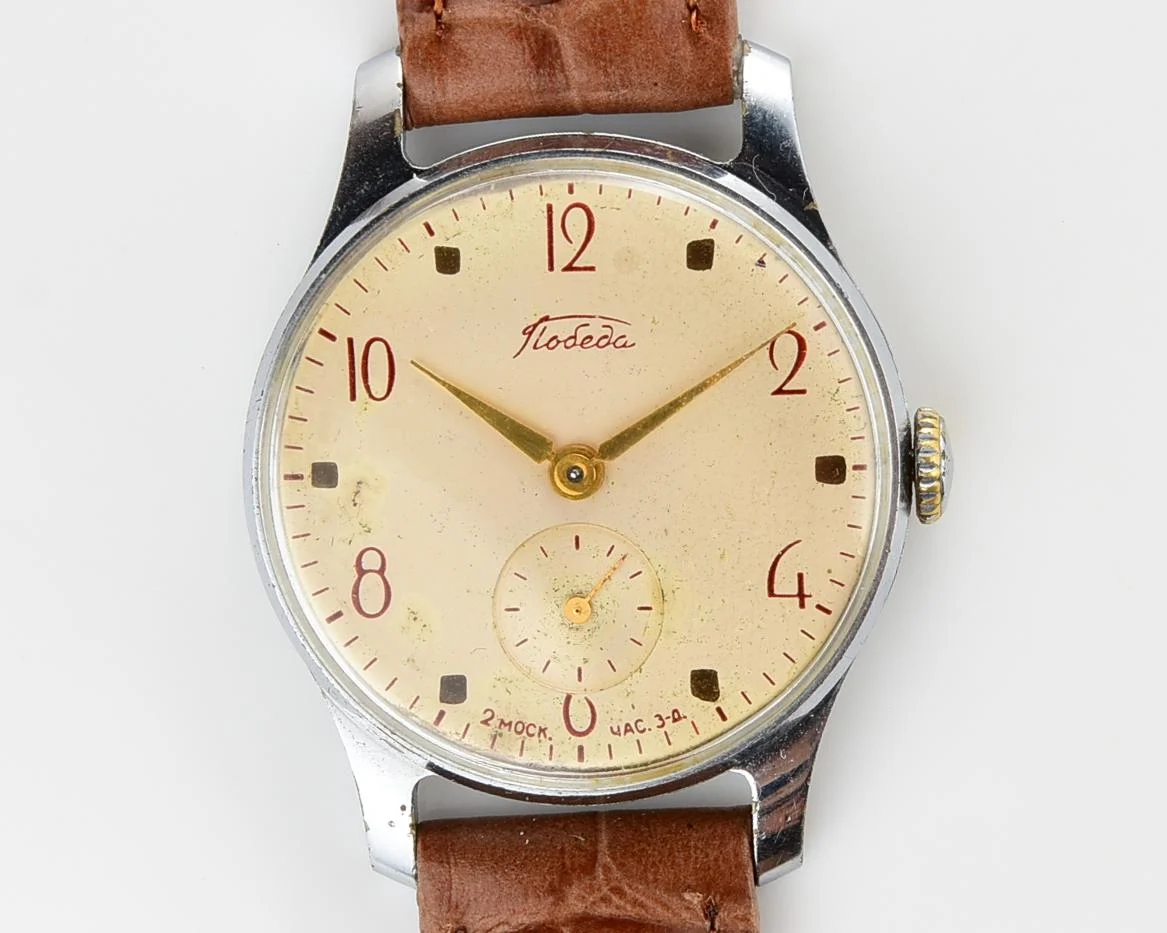 Vintage Soviet mechanical Pobeda wrist watch, 2MChZ from 1st quarter of 1955