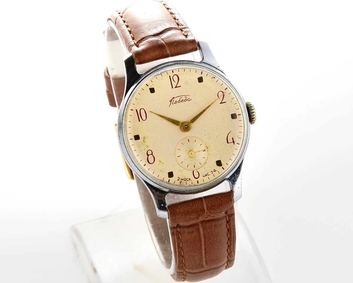 Vintage Soviet mechanical Pobeda wrist watch, 2MChZ from 1st quarter of 1955
