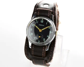 Excellent condition Soviet mechanical Pobeda with black dial from 1950s!