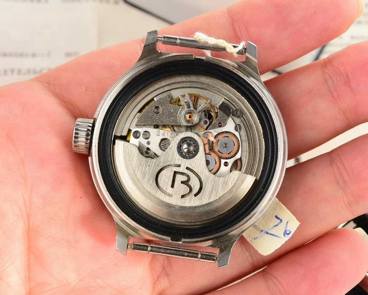TIME CAPSULE: Rare! Vostok Amphibia watch with automatic self winding movement (1st woman in space) – New Old Stock (NOS)!