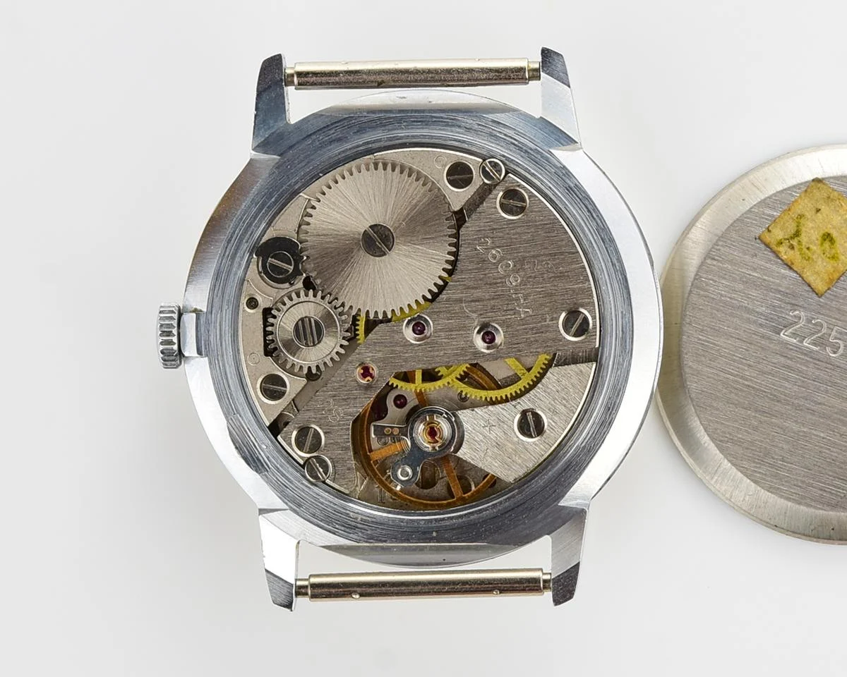TIME CAPSULE: Vintage Soviet Raketa watch, New Old Stock (NOS)!
