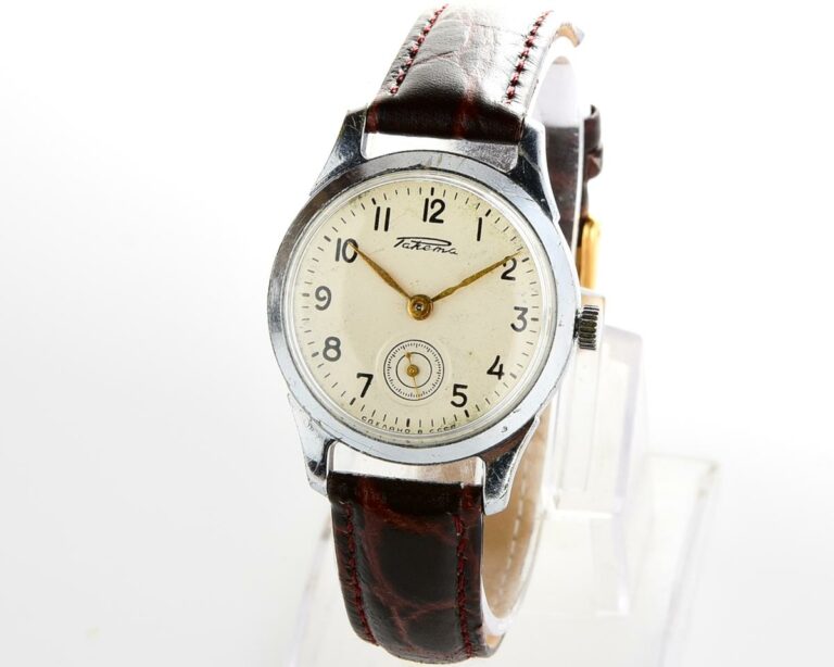 Vintage soviet RAKETA wrist watch