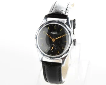 Vintage Soviet Raketa wrist watch