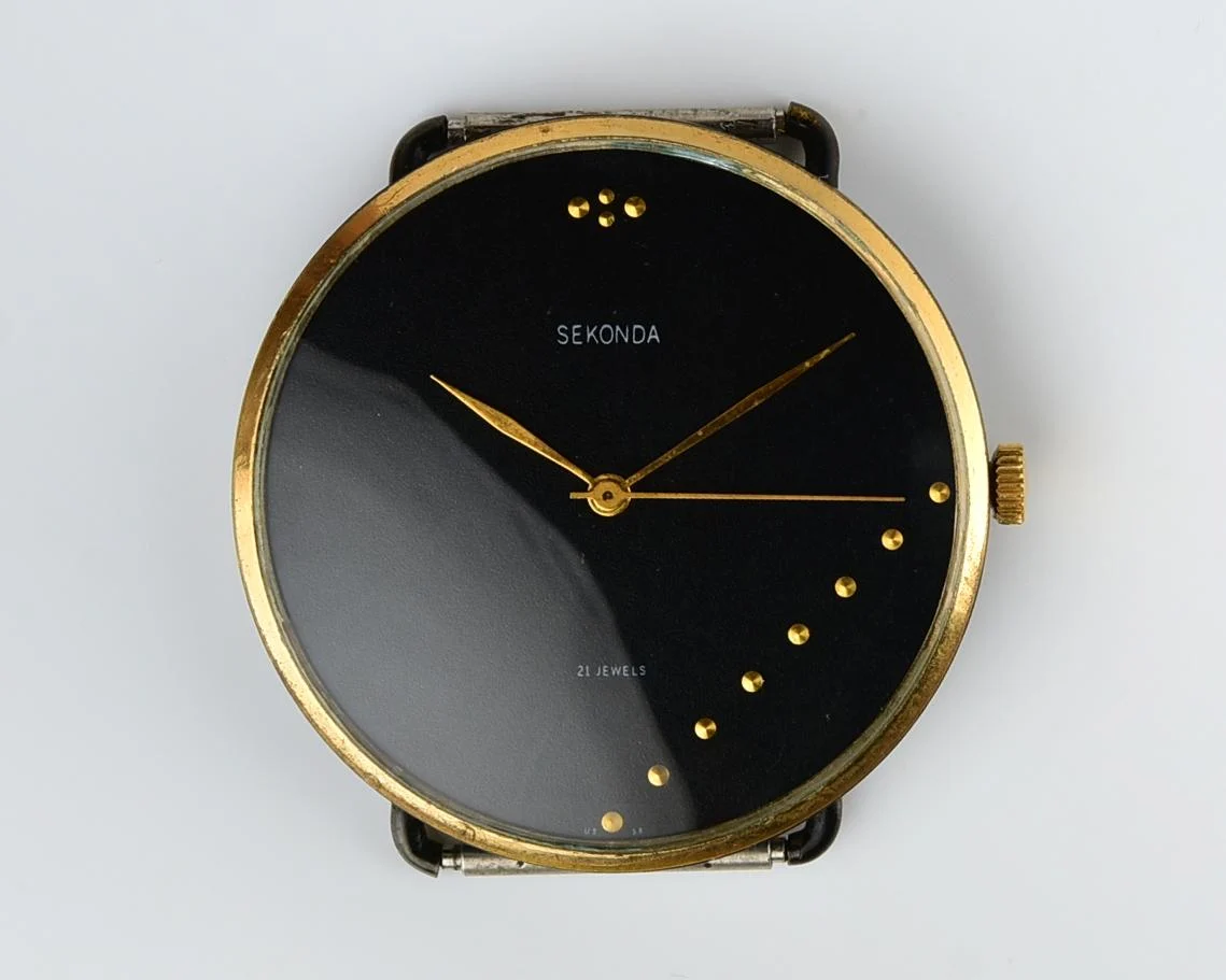 Large Soviet Sekonda (Zarya) mechanical wrist watch