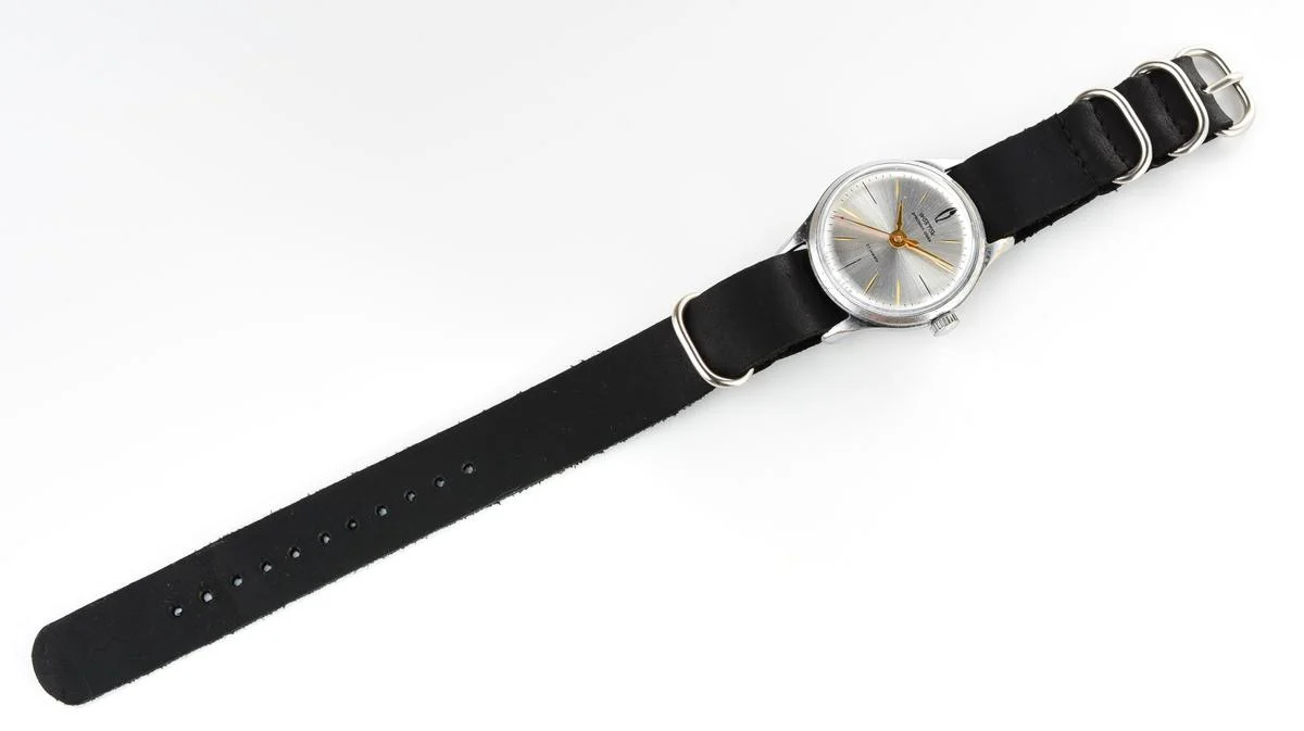 Soviet Wostok (Vostok) mechanical wrist watch with precision movement!