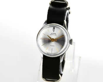 Soviet Wostok (Vostok) mechanical wrist watch with precision movement!