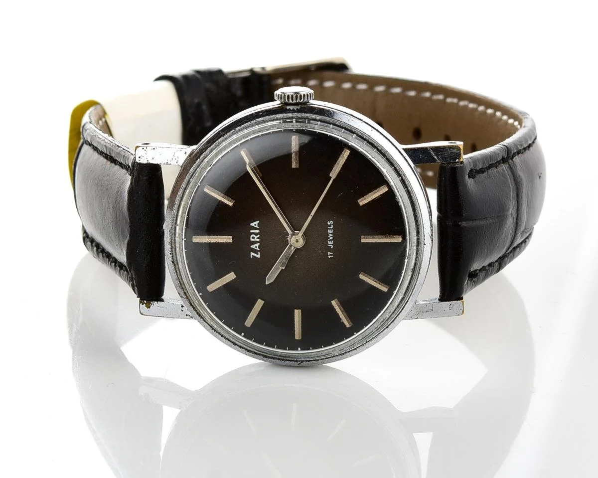 Vintage mechanical Zaria watch