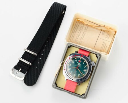 TIME CAPSULE: Vostok Komandirskie TANK mechanical watch limited series – “Zakaz MO CCCP” – new old stock(NOS)!
