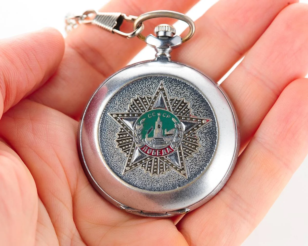 Molnija pocket watch – Victory in Great Patriotic War with spectacular deep blue dial
