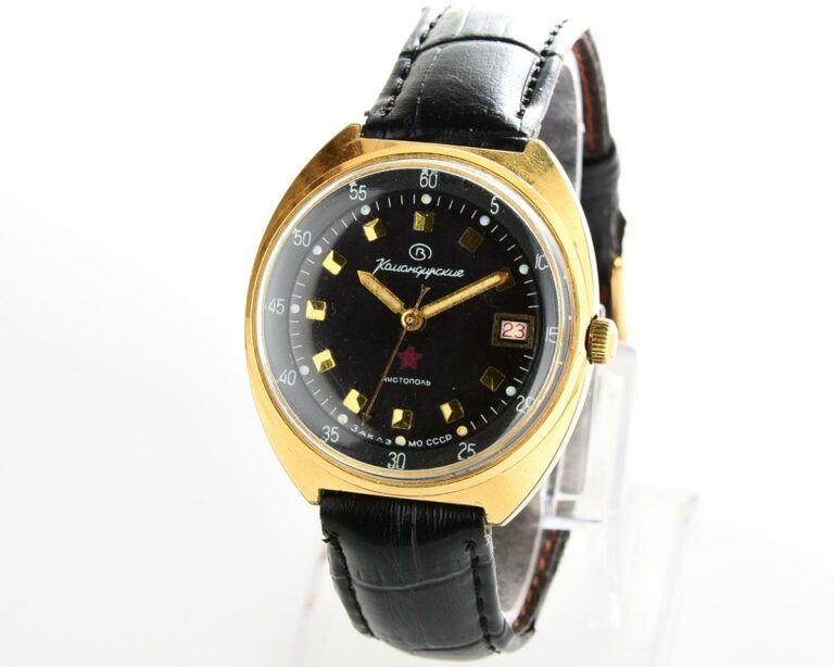 Soviet gold-plated Vostok Komandirskie mechanical watch - Zakaz MO CCCP!