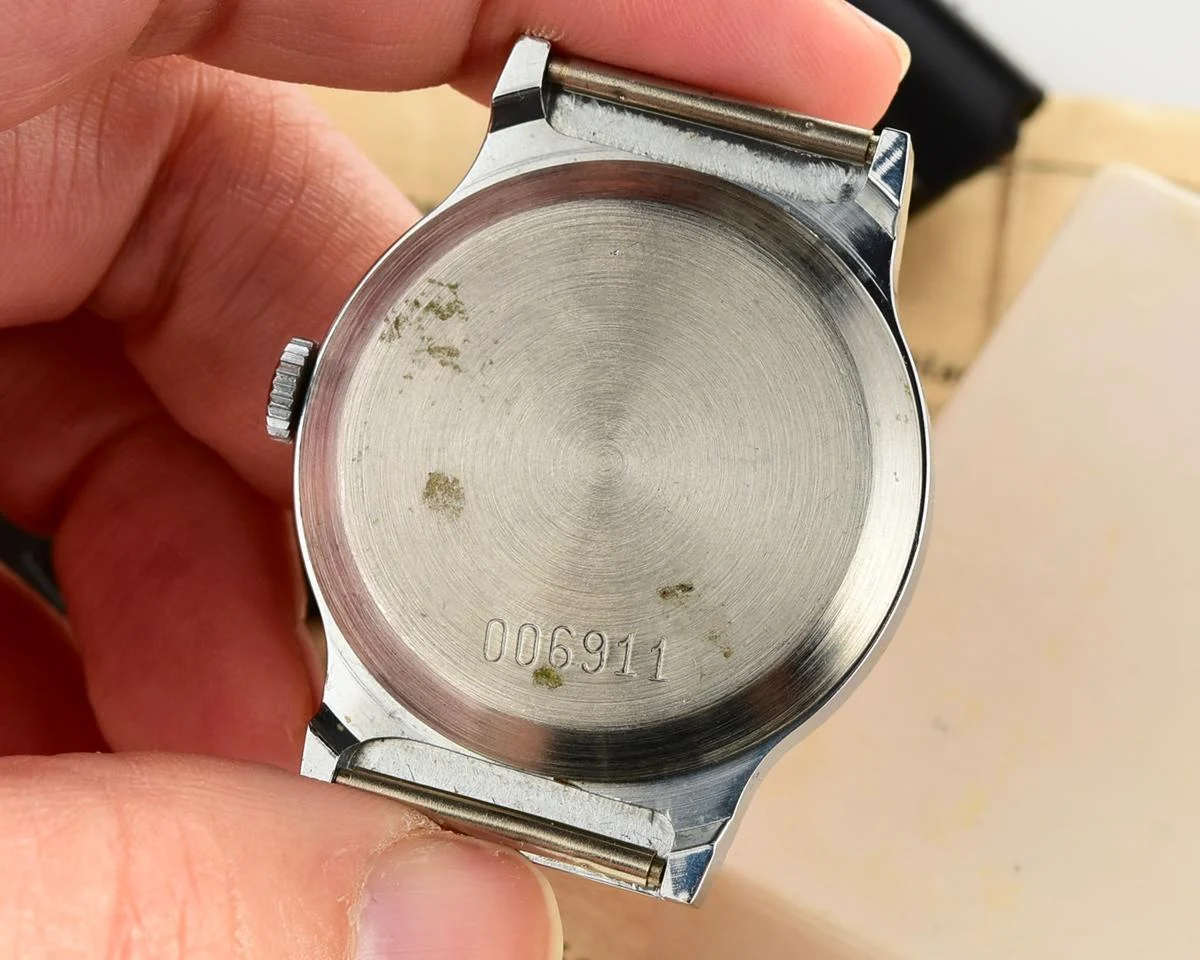 Soviet mechanical Pobeda watch in box – New Old Stock (NOS)!