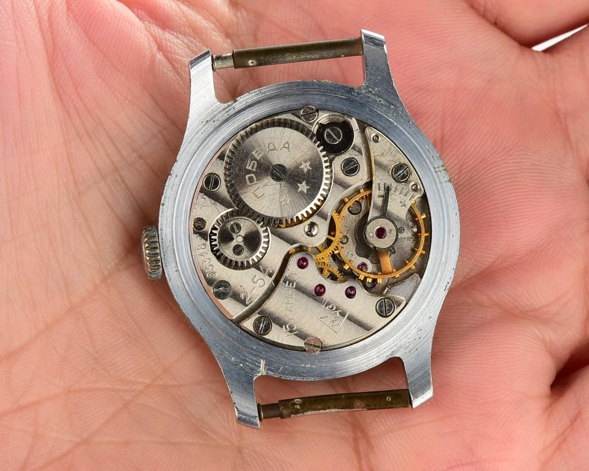 Excellent condition vintage Soviet Pobeda mechanical watch, 2nd quarter of 1954