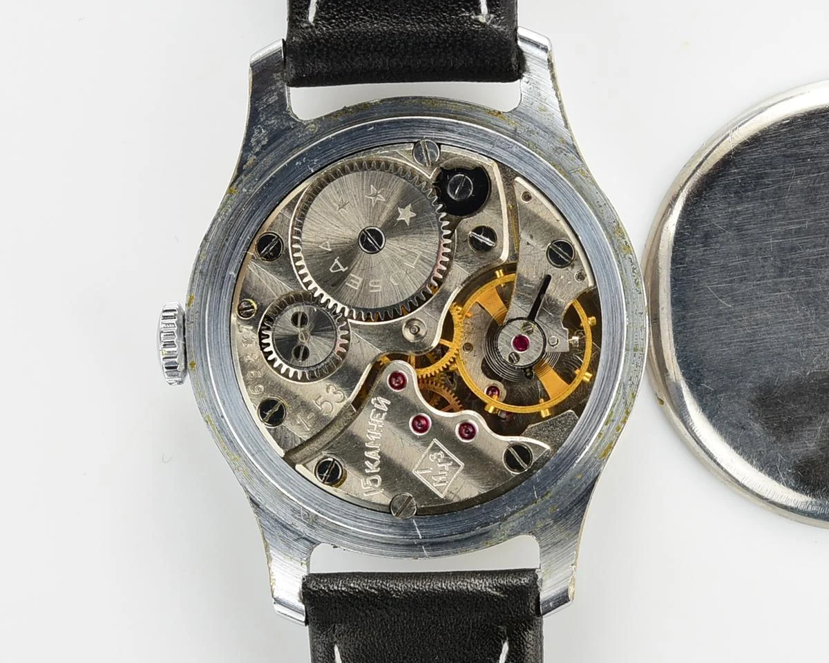 Excellent condition vintage Soviet mechanical Pobeda wrist watch, 1st quarter 1953
