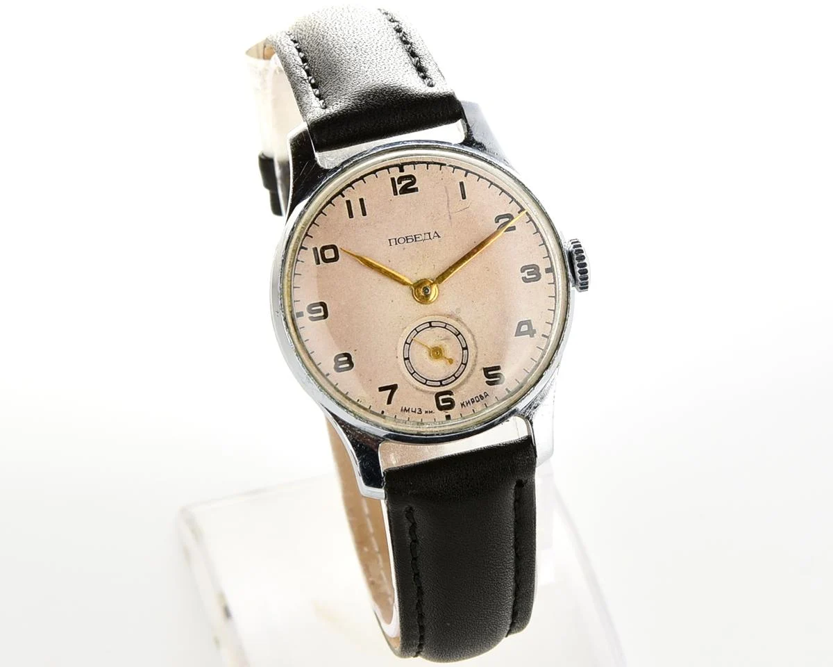 Excellent condition vintage Soviet mechanical Pobeda wrist watch, 1st quarter 1953