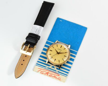 Vintage gold-plated soviet Raketa watch, NEW old stock(NOS)!