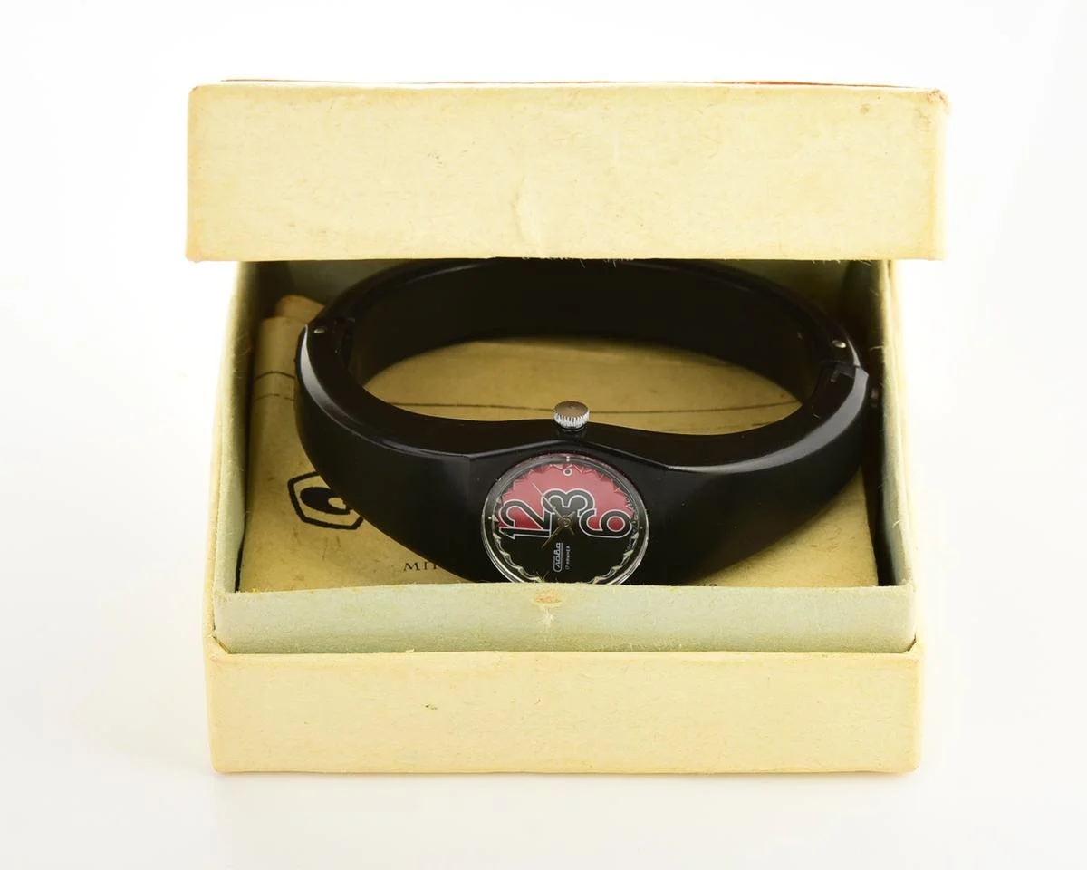 TIME CAPSULE: Slava vintage wrist watch for ladies – New Old Stock (NOS)!