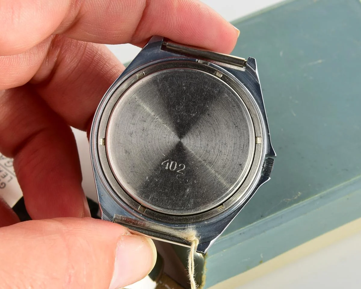 Soviet Slava with quartz movement – New Old Stock (NOS)!