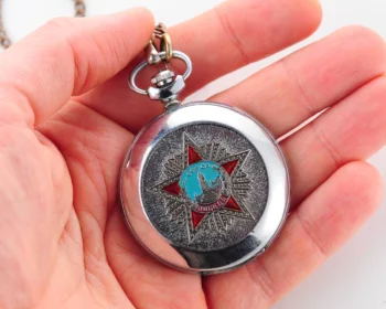 Molnija pocket watch – Victory in Great Patriotic War with red dial