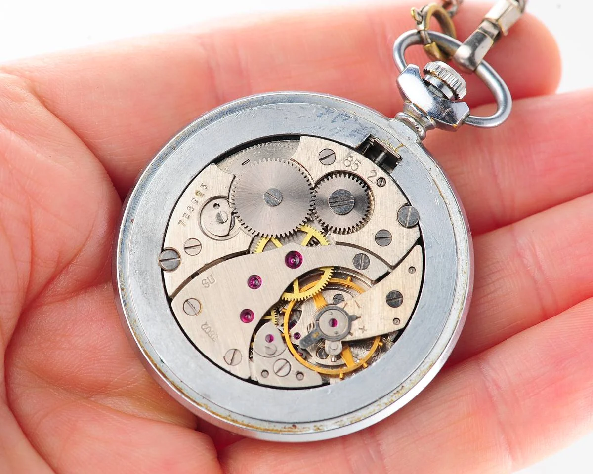 Molnija pocket watch – Victory in Great Patriotic War with red dial