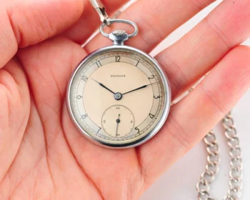 Molnija open face vintage Soviet pocket watch